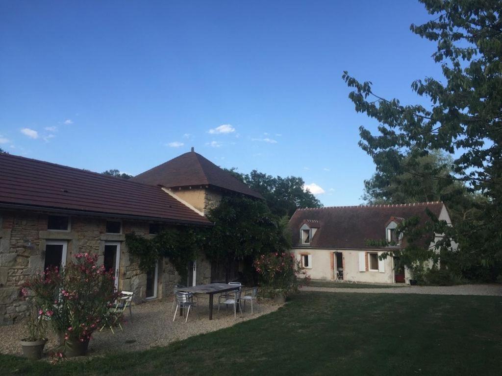 Bed and Breakfast Le Rozet Vendat Екстер'єр фото